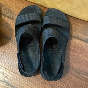 Reef black sandals